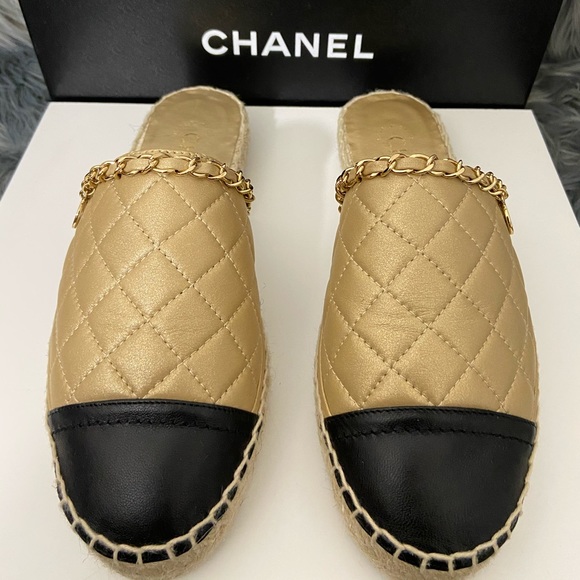 chanel espadrilles barneys